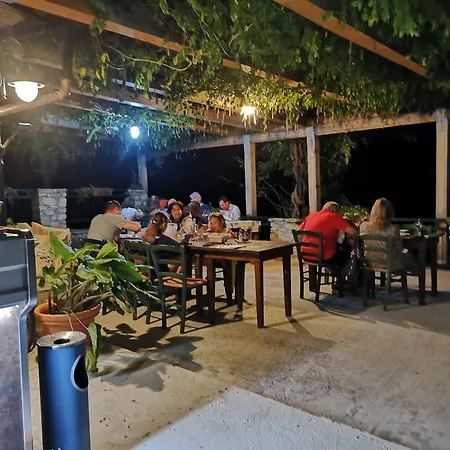 Farm stay Olimpo *